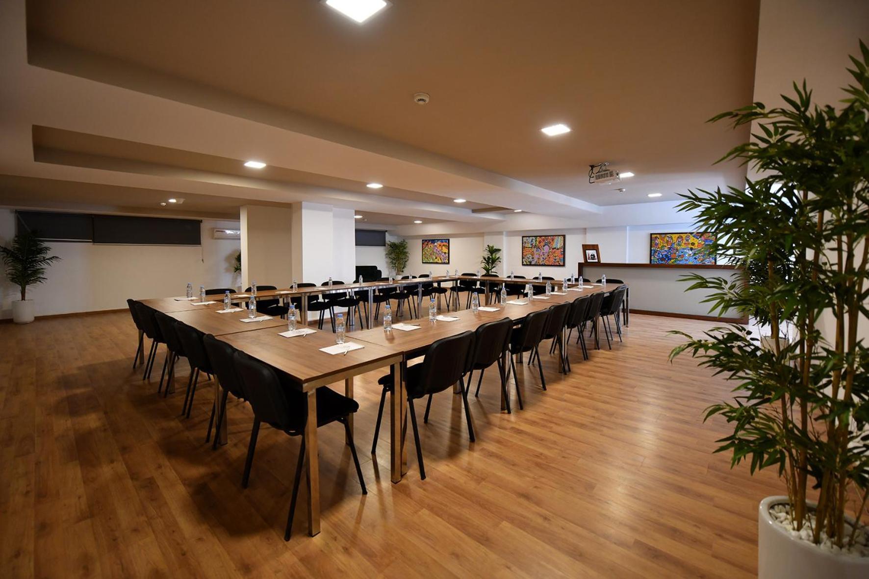 Ocean Park Hotel, Premium Suites & Wellness Καζαμπλάνκα Εξωτερικό φωτογραφία